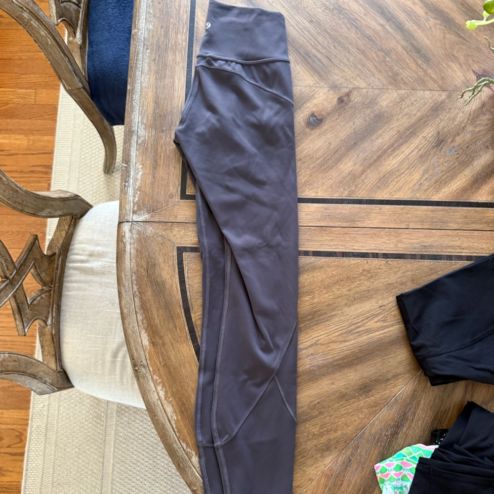 Lululemon gray workout leggings
